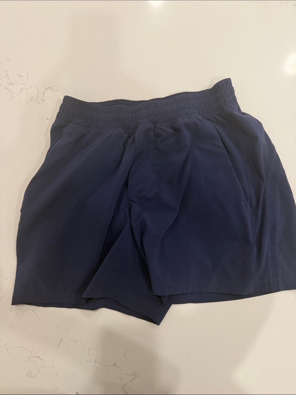 lululemon Men's Pacebreaker linerless 5 in Navy Shorts size small